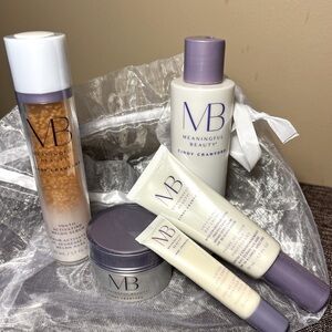 New Meaningful Beauty set Cindy Crawford- cleanser,serum, eye,day & night cream